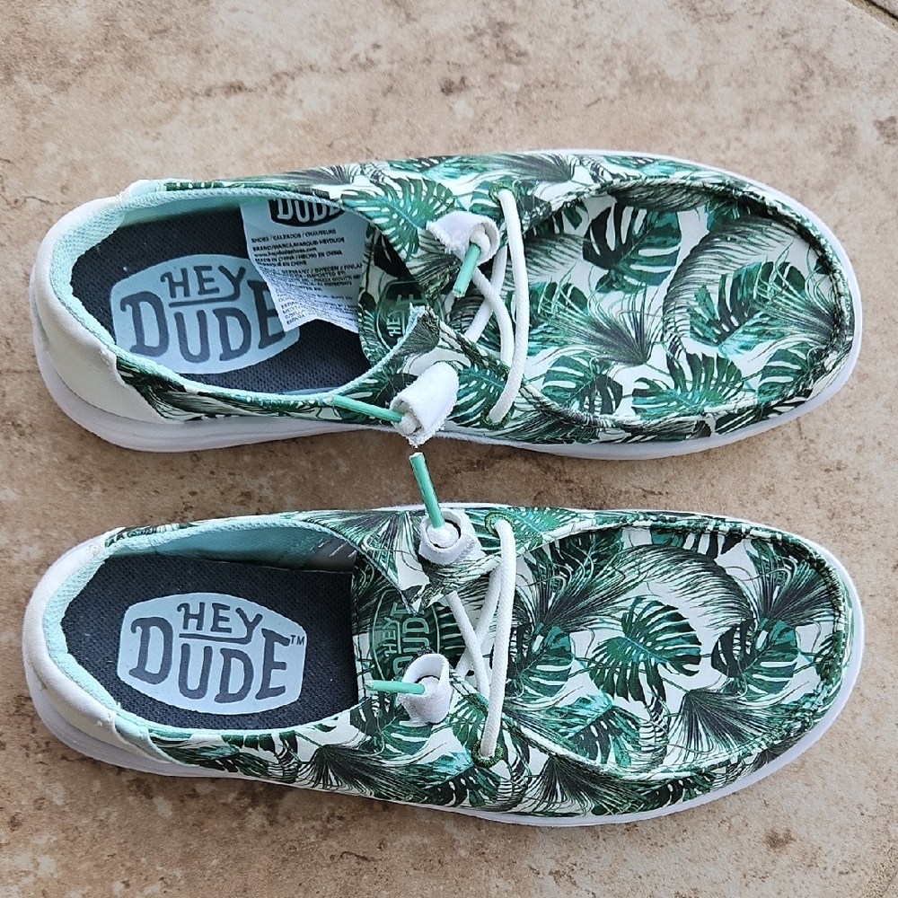 Hey Dude Women's Green Leaf Print Shoes